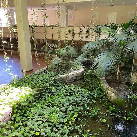 아파트 Luminoso Con Terraza Y Piscina *